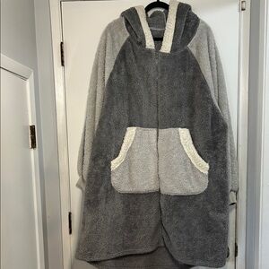 Bedsure Cozy Gray Cream Sherpa Fleece blanket Hoodie Jacket Reversible Winter